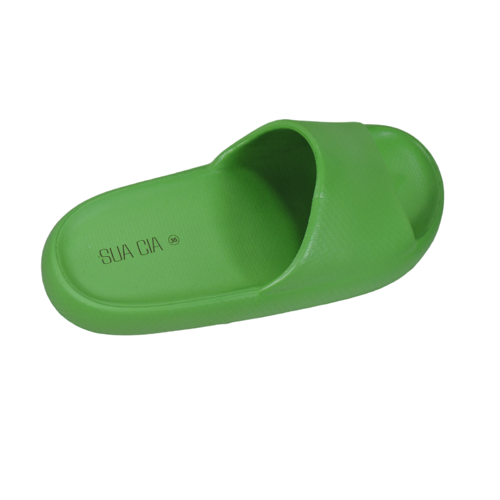 chinelo nuvem verde